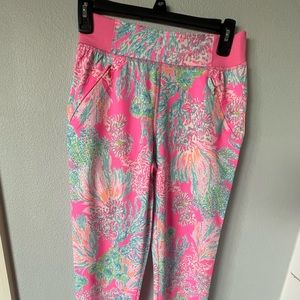 Beautiful Lilly Pulitzer, silky pants